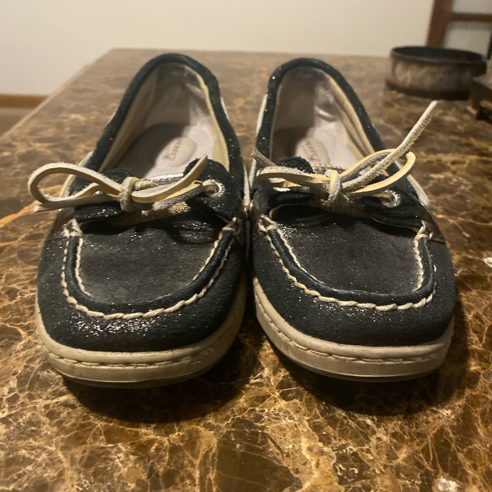 SPERRY’s - Picture 2 of 4